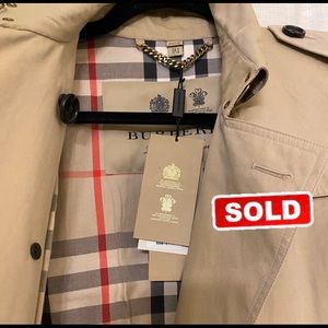 Authentic Burberry Trench Coat Size 2 Brand New w Tags Bag & Box etc